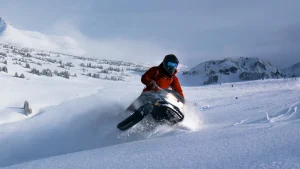 snowmobiling1b